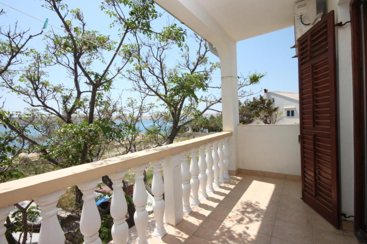 Apartments By The Sea Kustici, Pag - 6355 Zewnętrze zdjęcie