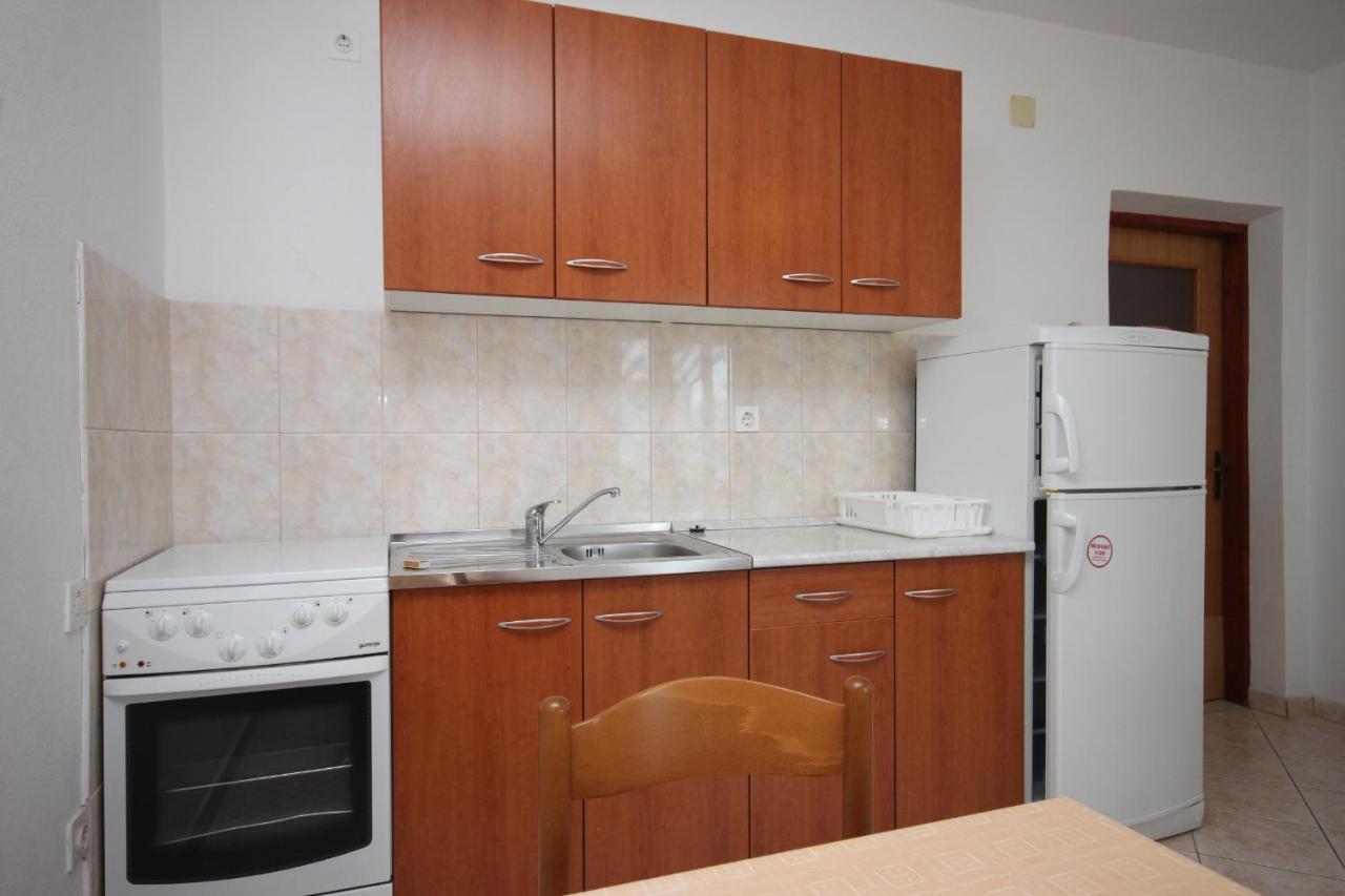 Apartments By The Sea Kustici, Pag - 6355 Zewnętrze zdjęcie