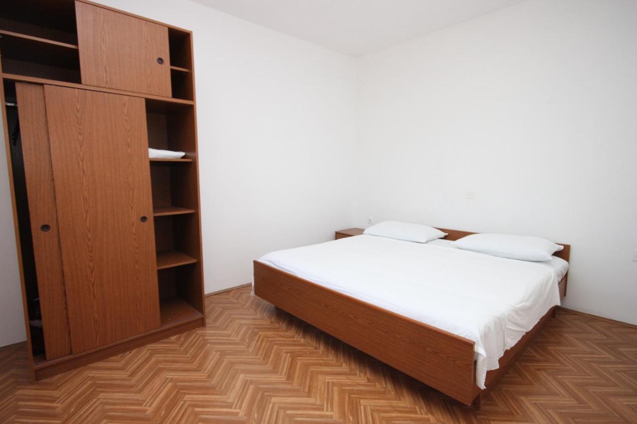 Apartments By The Sea Kustici, Pag - 6355 Zewnętrze zdjęcie