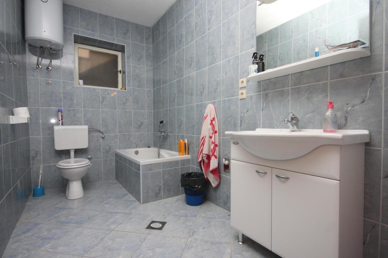 Apartments By The Sea Kustici, Pag - 6355 Zewnętrze zdjęcie