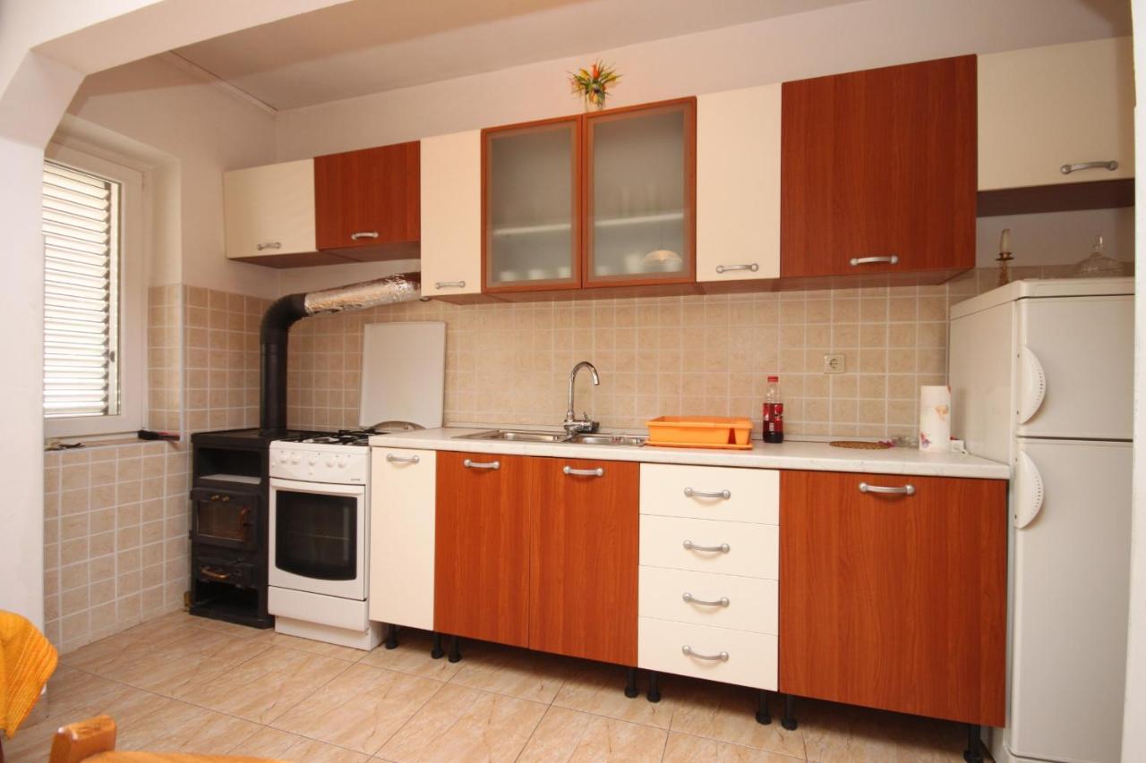 Apartments By The Sea Kustici, Pag - 6355 Zewnętrze zdjęcie
