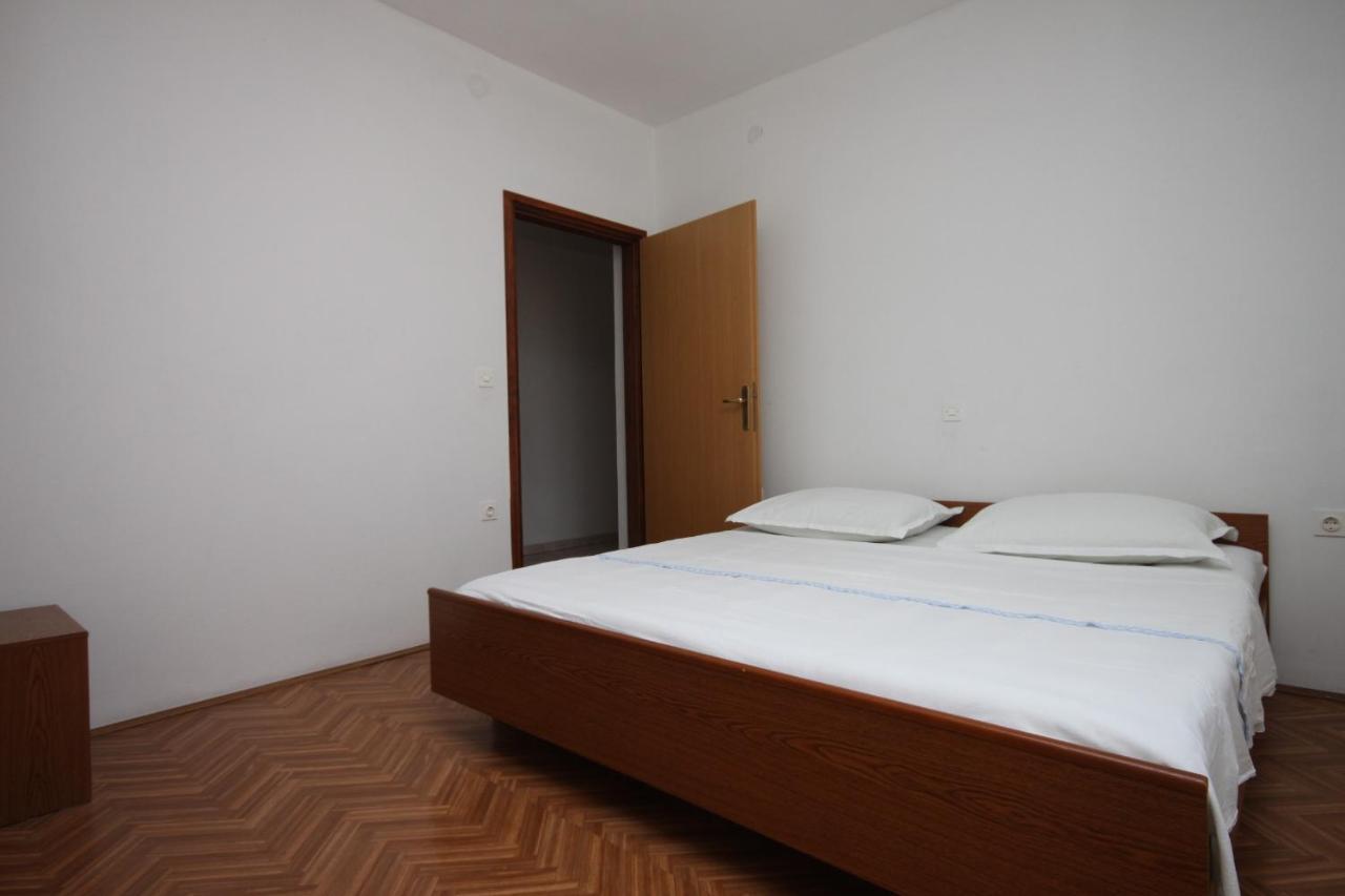 Apartments By The Sea Kustici, Pag - 6355 Zewnętrze zdjęcie