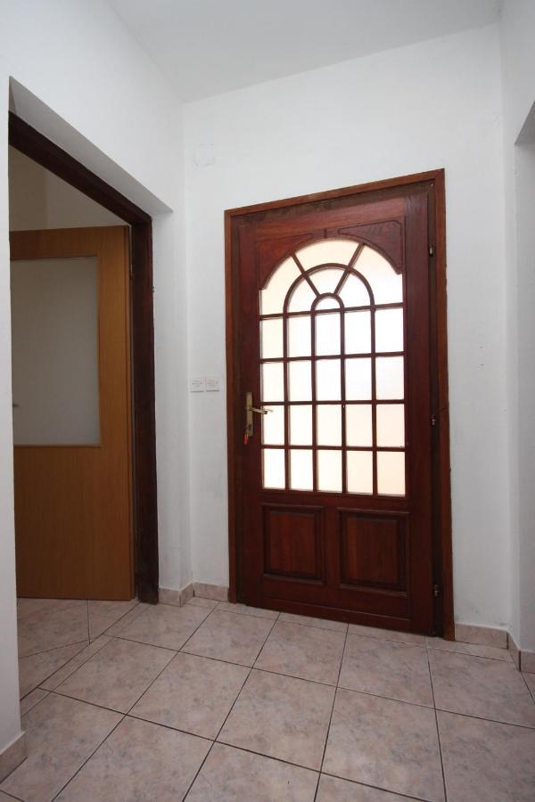 Apartments By The Sea Kustici, Pag - 6355 Zewnętrze zdjęcie